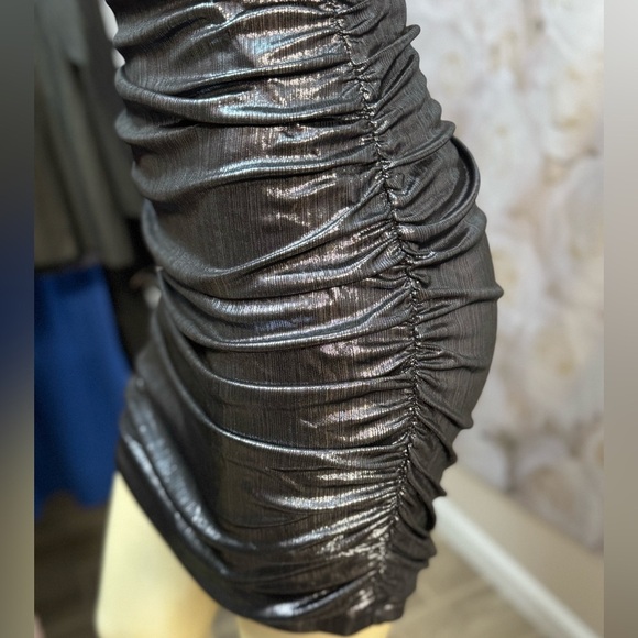 Emerald Sundae Metallic Ruched Spaghetti
Strap Mini Dress Black M - Picture 4 of 16